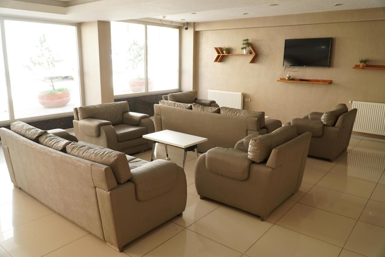 Hotel Cinas
